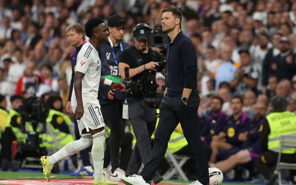 Correspondentes projetam Barcelona x Real Madrid e analisam momento de brasileiros