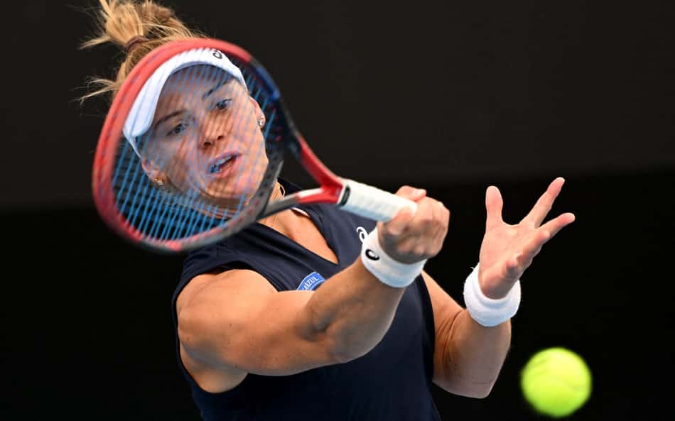 Laura Pigossi sofre virada e é eliminada na estreia do quali de Auckland