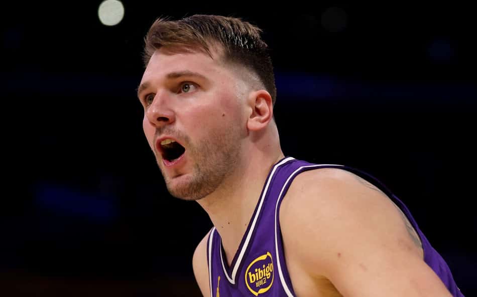 NBA suspende jogador por 3 partidas ao tentar agredir Luka Doncic