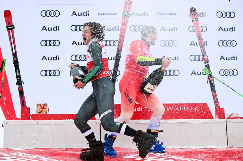 Lucas Pinheiro Braathen é prata na etapa de Adelboden da Copa do Mundo de esqui alpino (Foto: Fabrice COFFRINI / AFP)