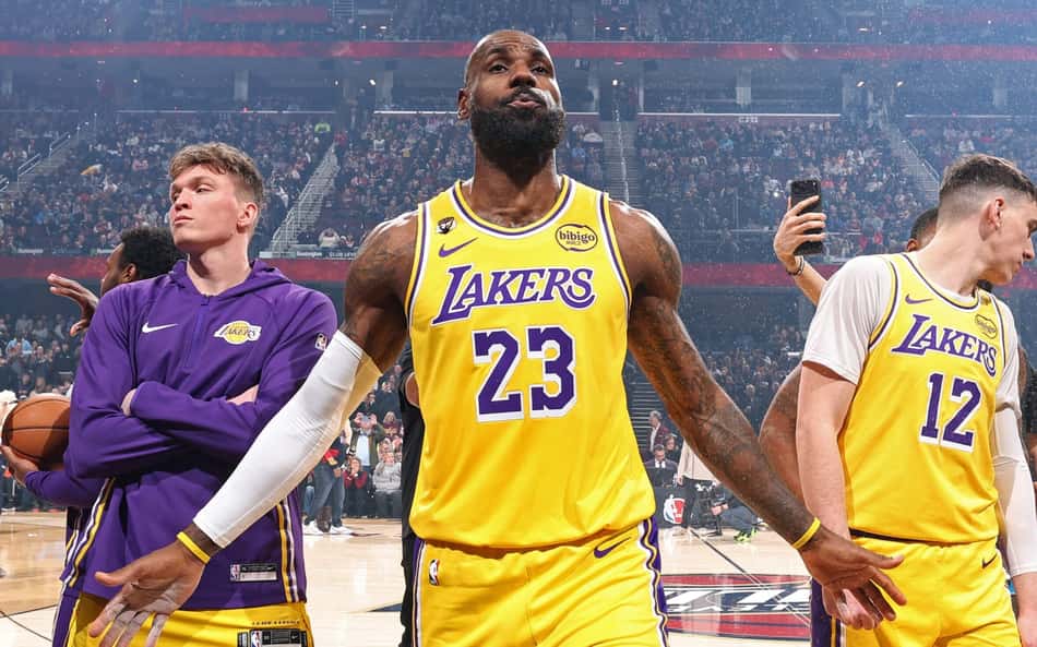 Noite de NBA tem show de brasileiro, cotovelada e possível adeus de LeBron em Cleveland