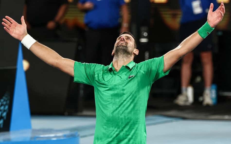 A emoção de Novak Djokovic após a vitória sobre Jannik Sinner no Australian Open
