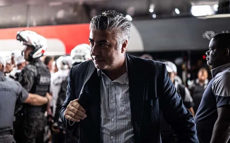 Ex-Seleção assume time do Paraná após demissão de técnico