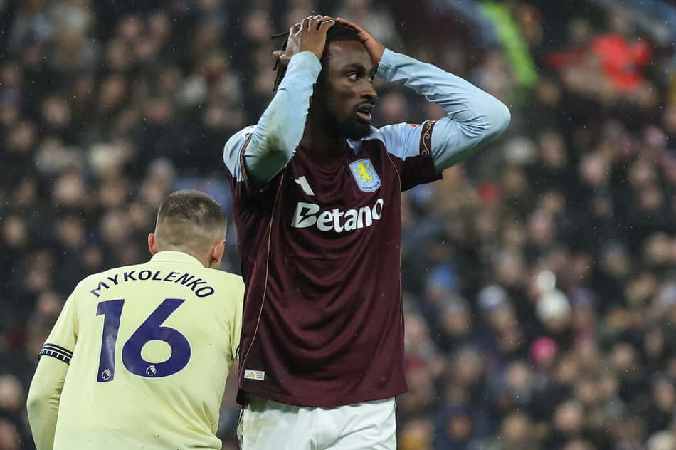 Pela Premier League, o Everton venceu o Aston Villa por 1 a 0 (Foto: Darren Staples / AFP)
