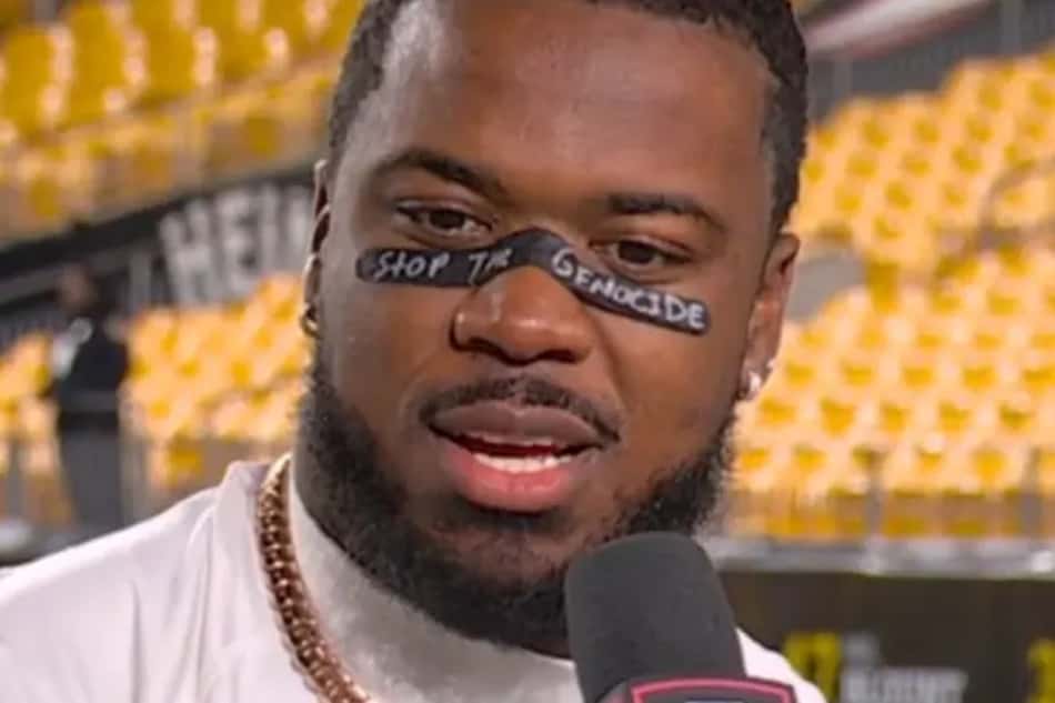 Azeez Al-Shaair em protesto a favor de Gaza (Foto: Transmissão / ESPN)