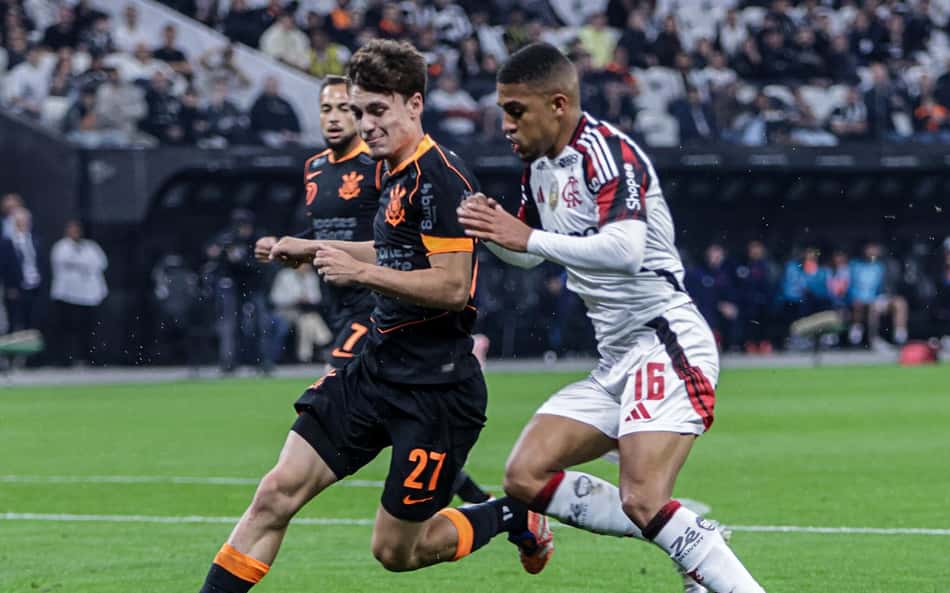 Breno Bidon em Corinthians x Flamengo (Foto: Joca Duarte/Mochila Press/Gazeta Press)