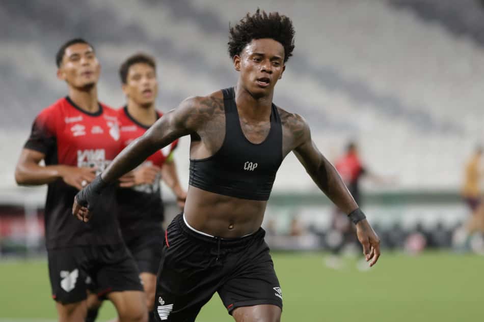Andraus Athletico Bruninho gol comemoração Paranaense 2026