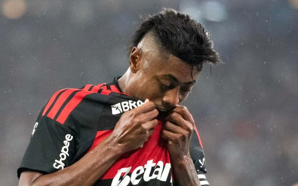Derrota no clássico coloca Flamengo sob risco de queda no Carioca; entenda