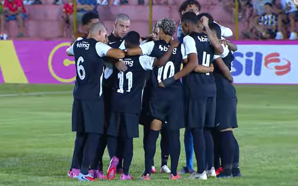 Vasco estreia na Copinha com uniforme provisório (Foto: Reprodução)