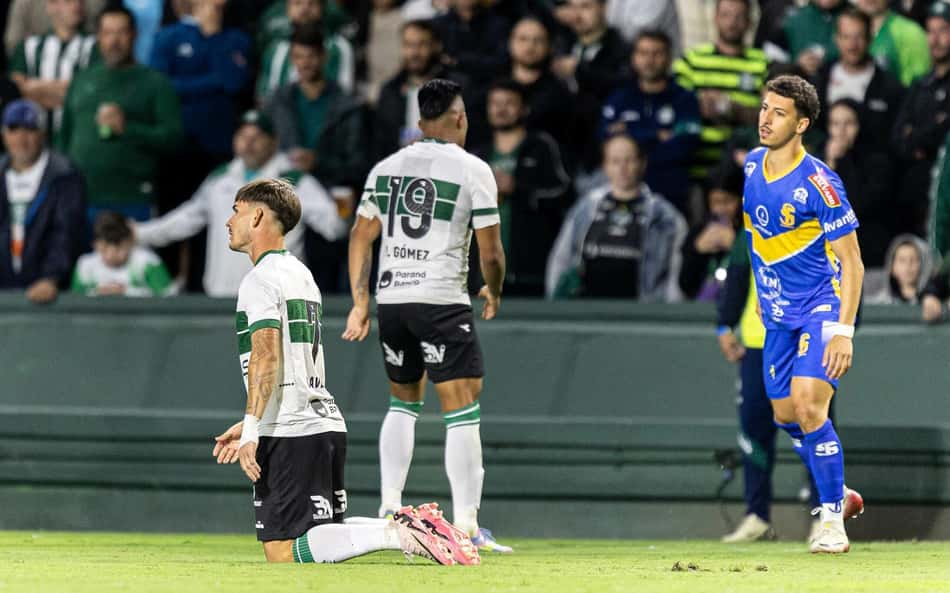 Coritiba chega a seis jogos de jejum e mantém sina no Couto Pereira em 2026