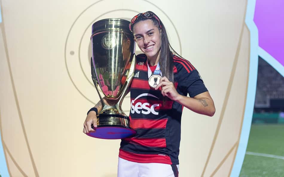 Duda Cerqueira é bicampeã da Copinha pelo Flamengo (Foto: Mariana Sá/CRF)