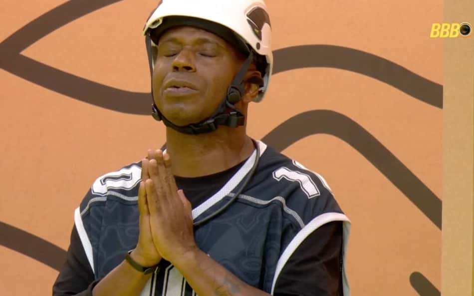 Participante do BBB convulsiona durante prova do líder e recebe apoio de Edílson
