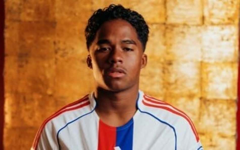 Endrick anunciado pelo Lyon (Foto: Reprodução/X)