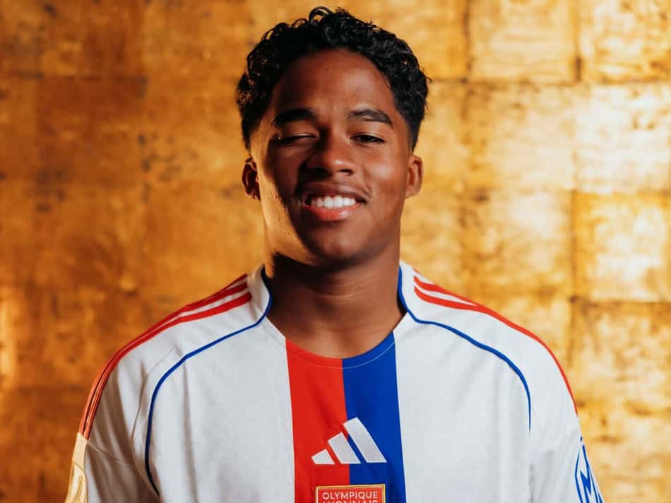 Endrick anunciado pelo Lyon, da França (Foto: Reprodução/X)