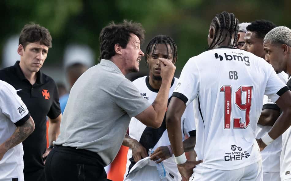 Diniz admite mau desempenho do Vasco contra Nova Iguaçu e aponta motivo: 'Faltou'