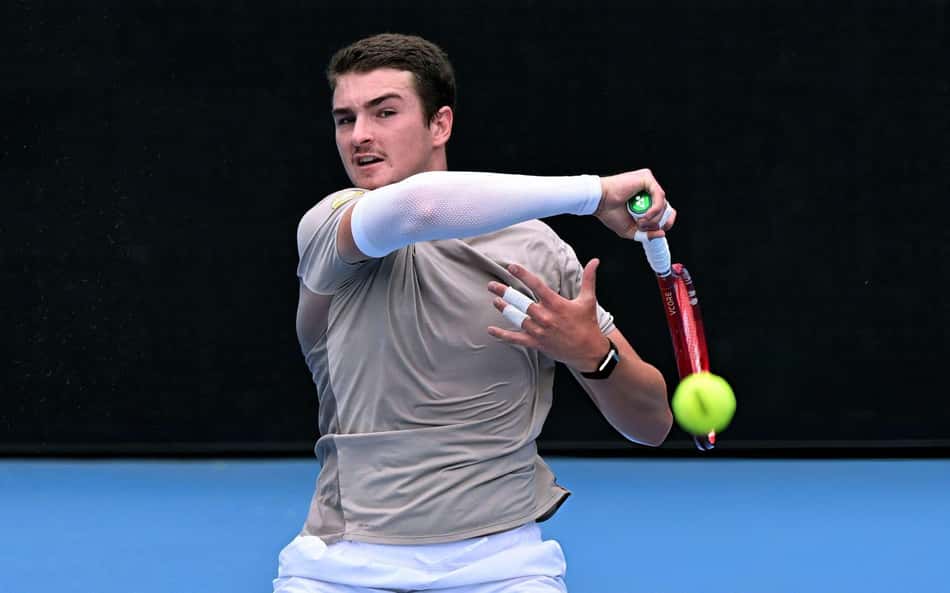 João Fonseca em treino no Australian Open (Divulgação)