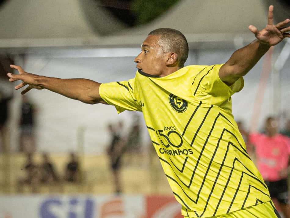 Aleixo, do I9, comemora gol sobre o Vasco na Copinha