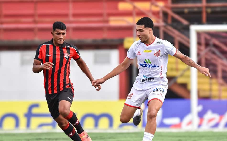 Com dois a menos, Vitória arranca empate nos acréscimos contra o Capivariano na Copinha