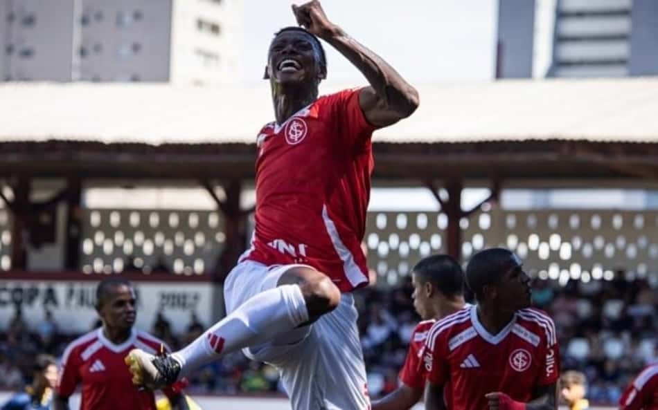 Internacional goleia, elimina o Retrô e avança à terceira fase da Copinha; veja os gols