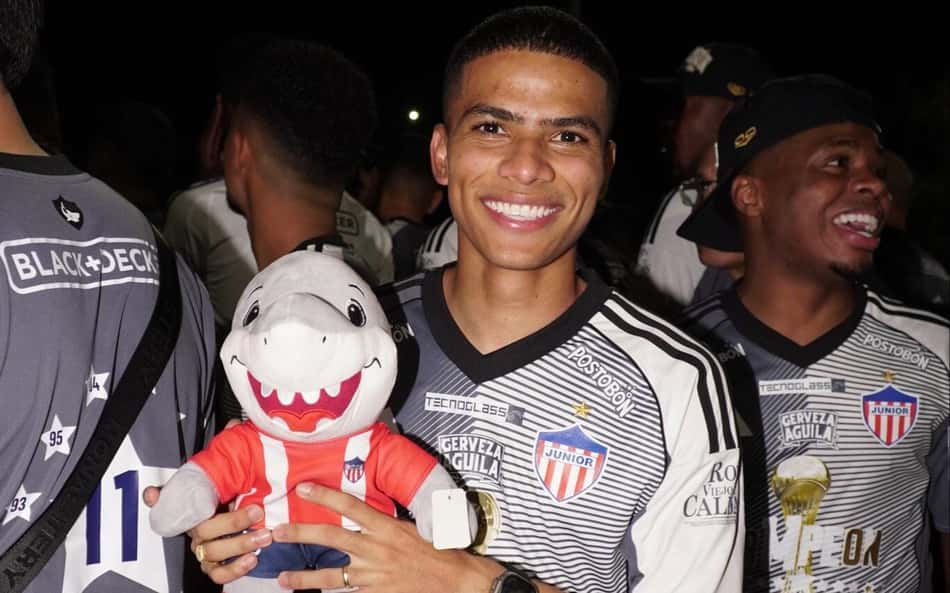 Grêmio avança por atacante do Junior Barranquilla
