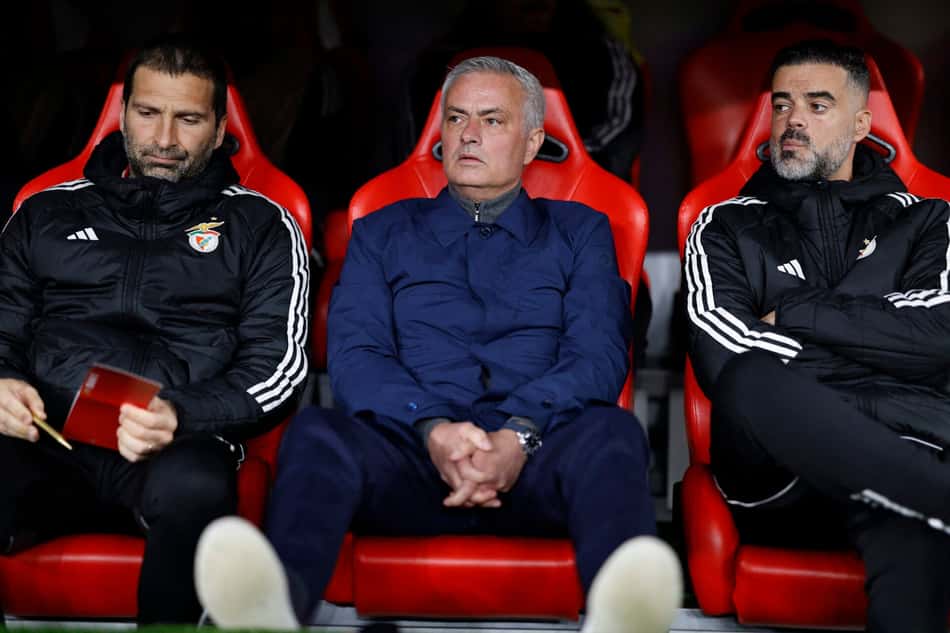 José Mourinho é treinador do Benfica (Foto: FILIPE AMORIM / AFP)