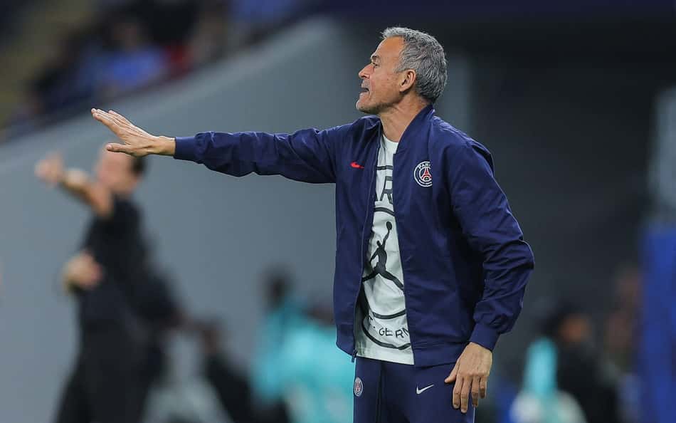 Luis Enrique reconhece pouca minutagem de jogador do PSG: 'Merece mais'