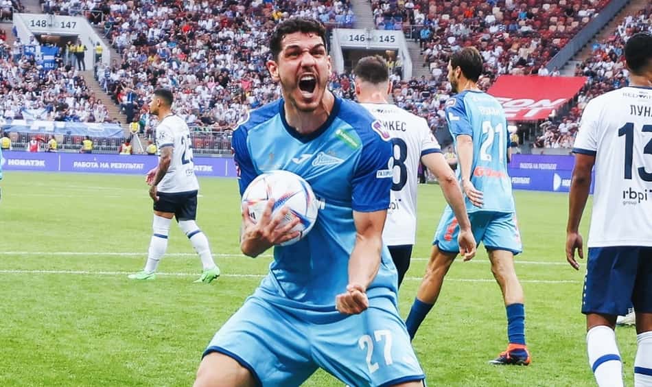 Nino comemora gol pelo Zenit (Foto: Divulgação/ Zenit)
