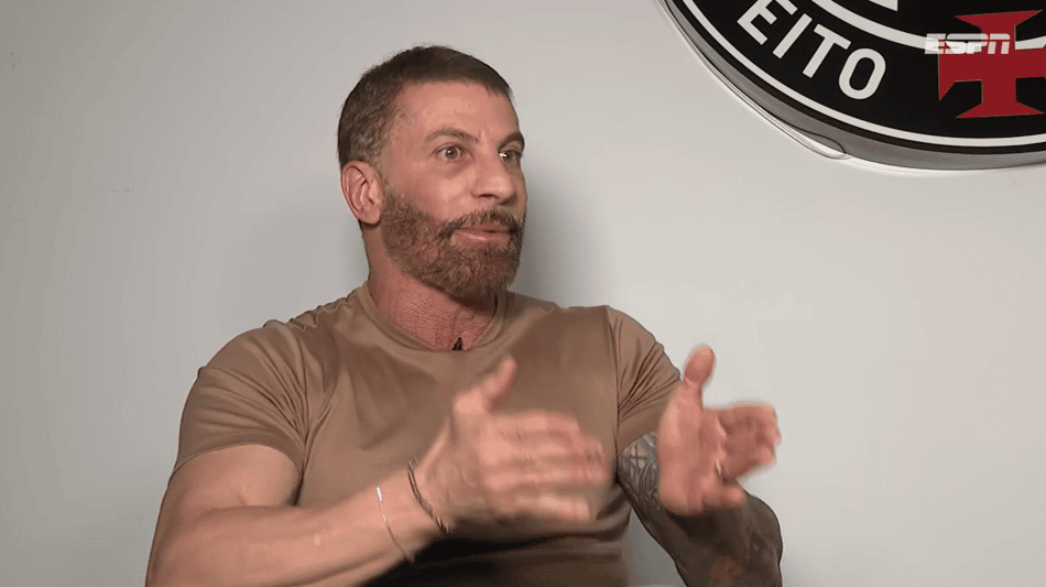 Pedrinho em durante a entrevista com a ESPN