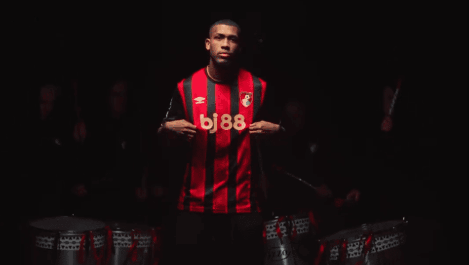 Rayan é apresentada pelo Bournemounth