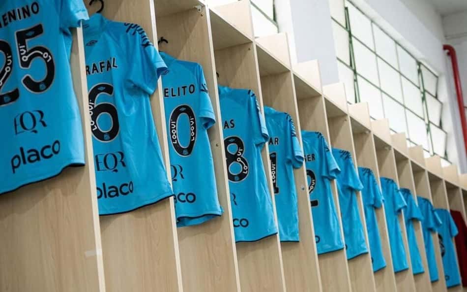 Santos vai jogar com o uniforme azul diante do Guarani. (Foto: Divulgação/ Santos FC)