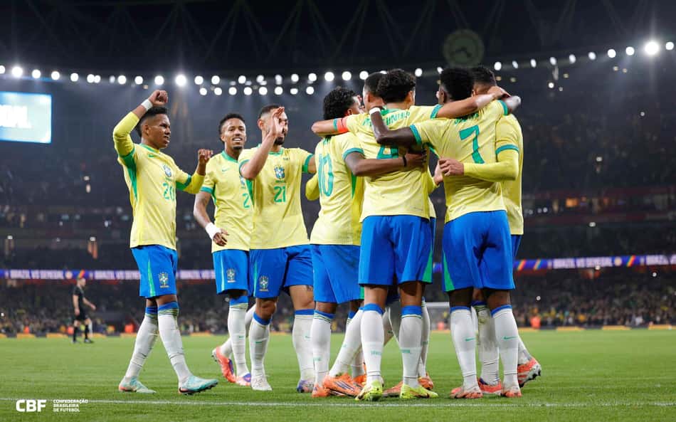 Ingleses analisam atacantes brasileiros: 'Battle Royale na Seleção'