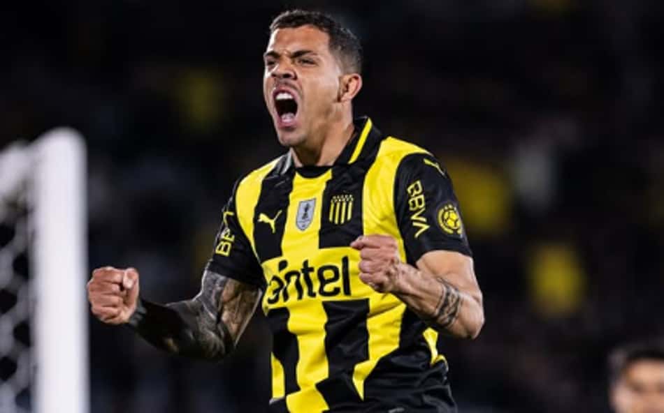 Terans deixa Peñarol e volta ao Fluminense, que cobra salário do uruguaio