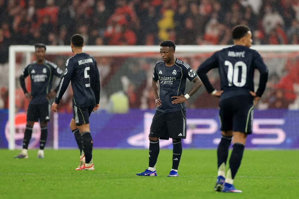Vini Jr lamenta derrota do Real Madrid para o Benfica na Champions League