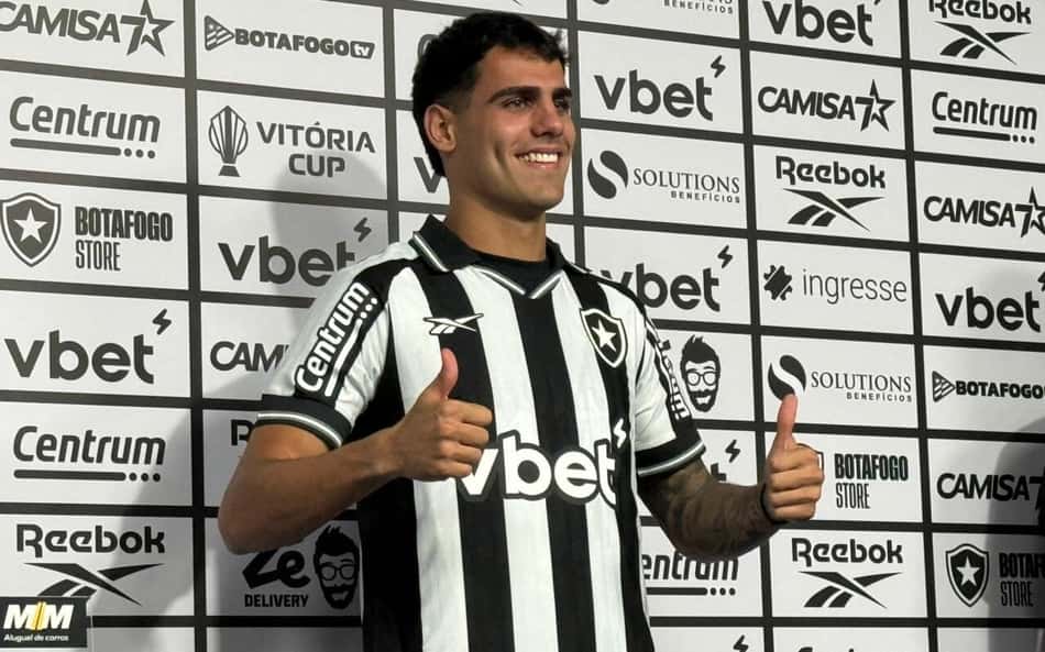 Lucas Villalba elogia elenco e projeta 2026 com o Botafogo: 'Que seja um grande ano'