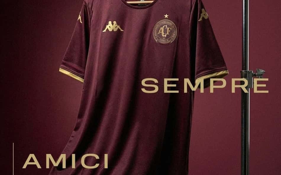 Nova camisa da Chapecoense celebra amizade marcada por tragédias com o Torino