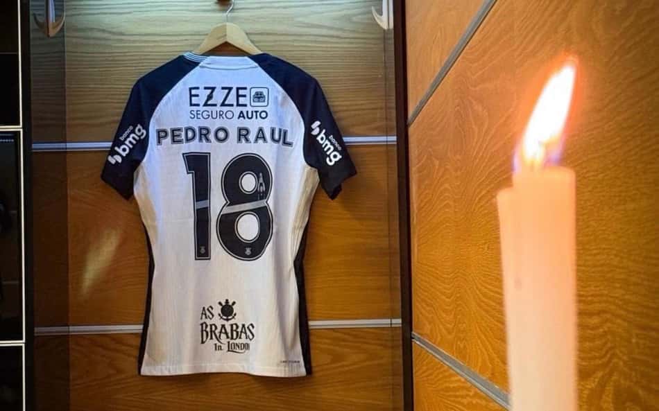 Campanha 'Brabas in London' estampa camisa do Corinthians em clássico contra o São Paulo, pelo Paulistão. (Foto: Fernando Bueno / Corinthians)