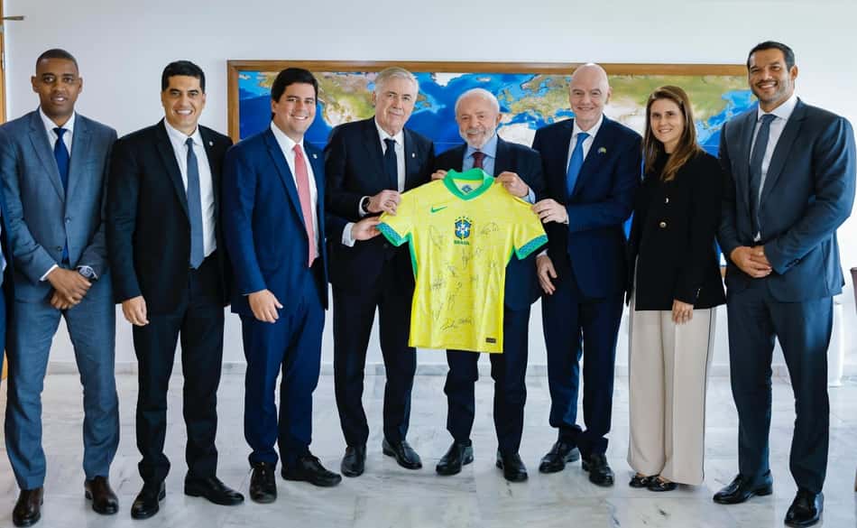 Lula e Ancelotti se reuniram em janeiro (Foto: Ricardo Stuckert/Presidência da República)