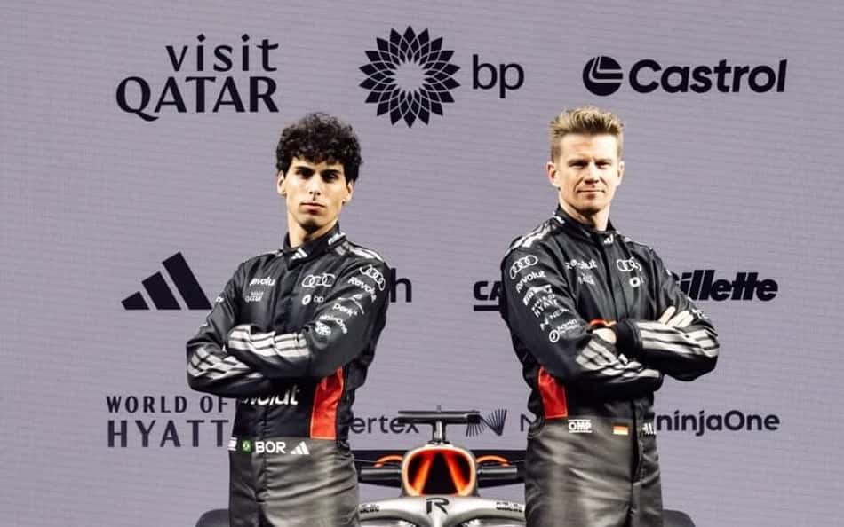 Gabriel Bortoleto e Nico Hulkenberg, durante evento de lançamento da Audi