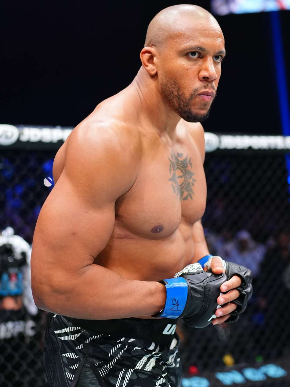 Ciryl Gane seria desafio para Poatan no UFC (Foto: Reprodução Instagram ciryl_gane)