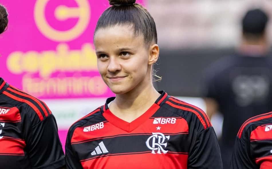 Zagueira do Flamengo sofre lesão em treino da Seleção Brasileira sub-20