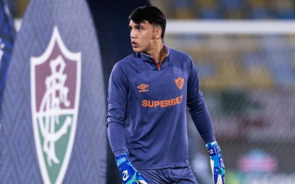 Personalidade forte e nome de ídolo: conheça Félix, goleiro do Fluminense na Copinha