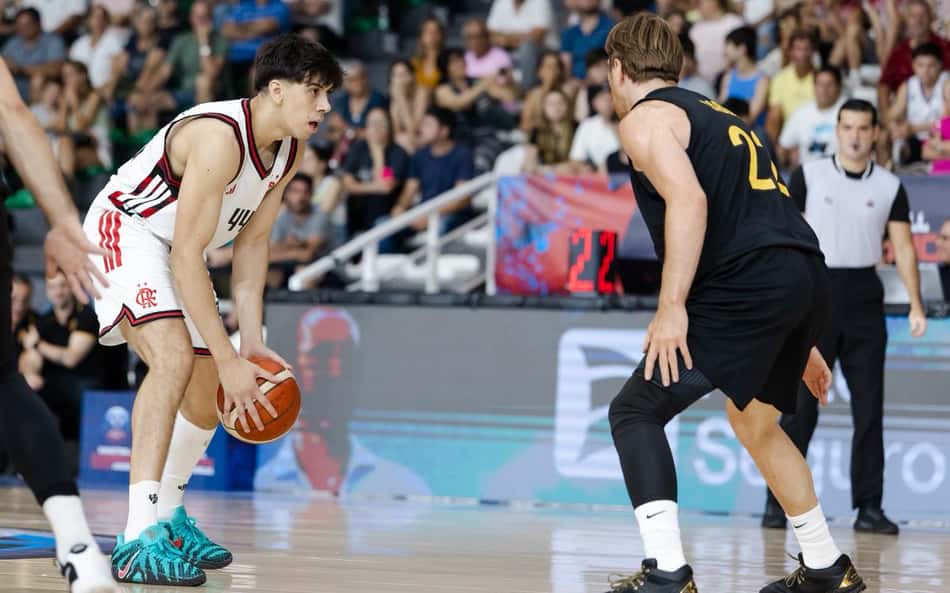 Alex Negrete foi o cestinha do Flamengo na partida contra o Obras Sanitarias na BCLA (Foto: Enzo Santos / FIBA)