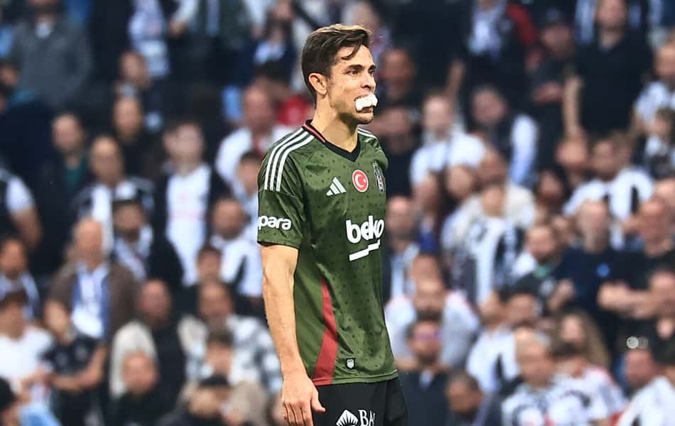 Gabriel Paulista estava no Besiktas, da Turquia, antes de fechar com o Corinthians