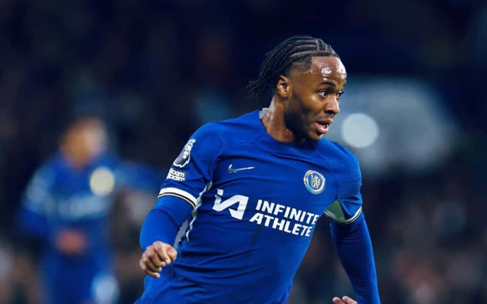 Sterling em ação pelo Chelsea na temporada 2023/24 (Foto: Reprodução/Instagram)