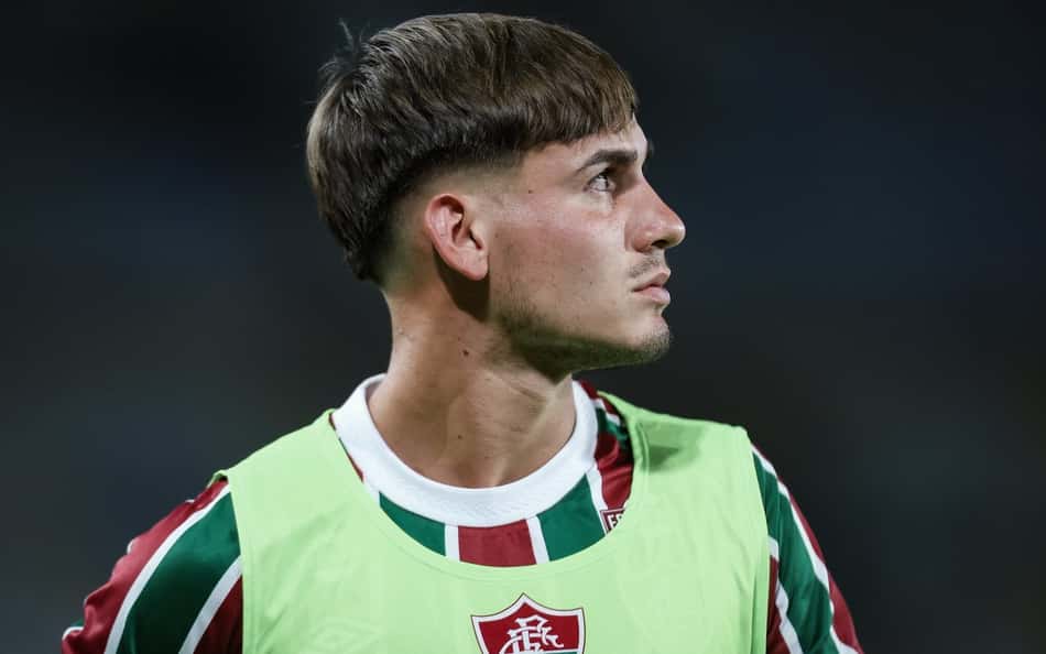 Fluminense encaminha empréstimo de Lavega ao Coritiba