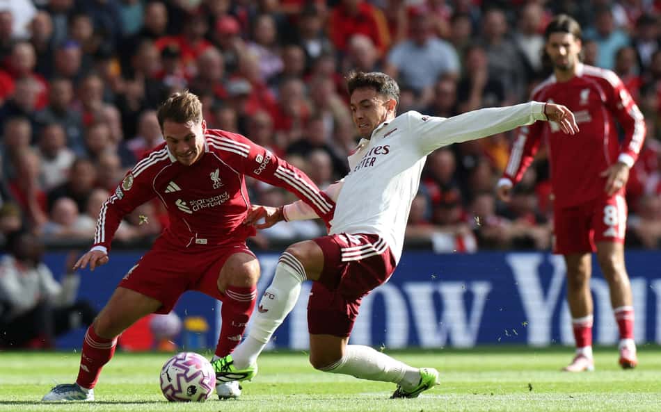 Brasileiros jogam? Veja titulares do duelo entre Arsenal e Liverpool