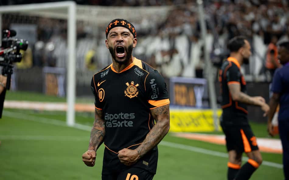 Memphis em Corinthians x Cruzeiro