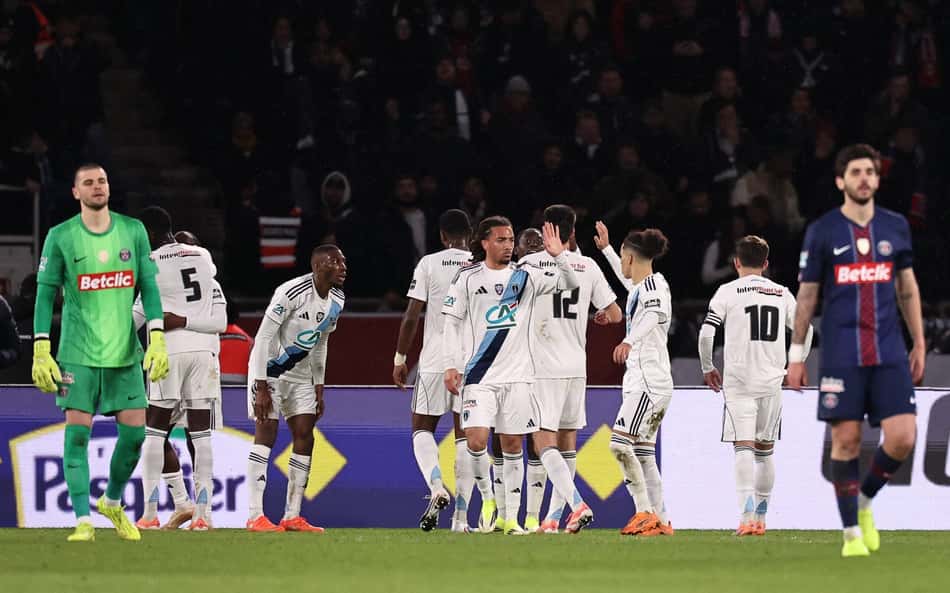 Ex-Flamengo, lei do ex e na história: PSG é eliminado para rival local na Copa da França