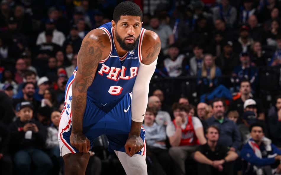 Paul George é suspenso por 25 jogos na NBA após uso de substâncias ilícitas