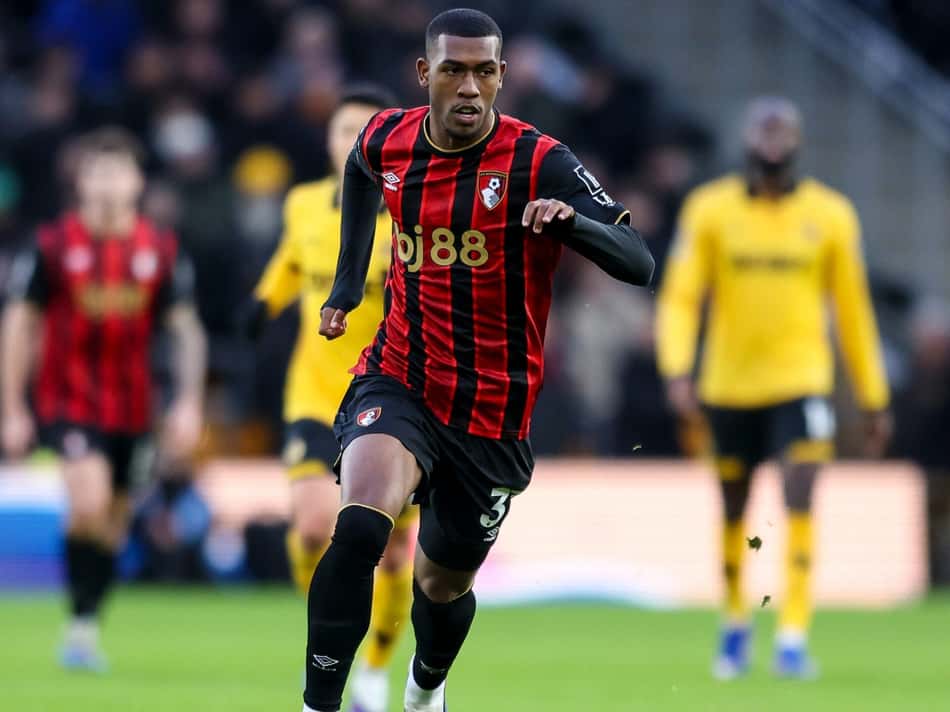 Rayan, ex-Vasco, em ação pelo Bornemouth (Foto: Reprodução/X)